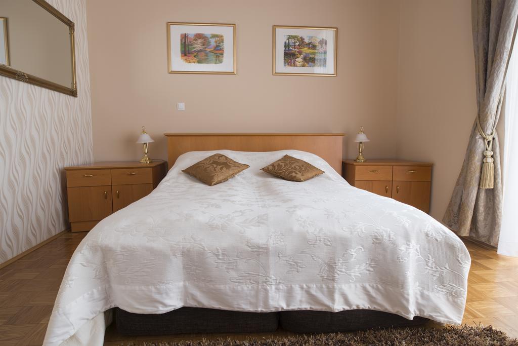 Apartment Vila Golf 罗加斯卡斯拉提纳 外观 照片
